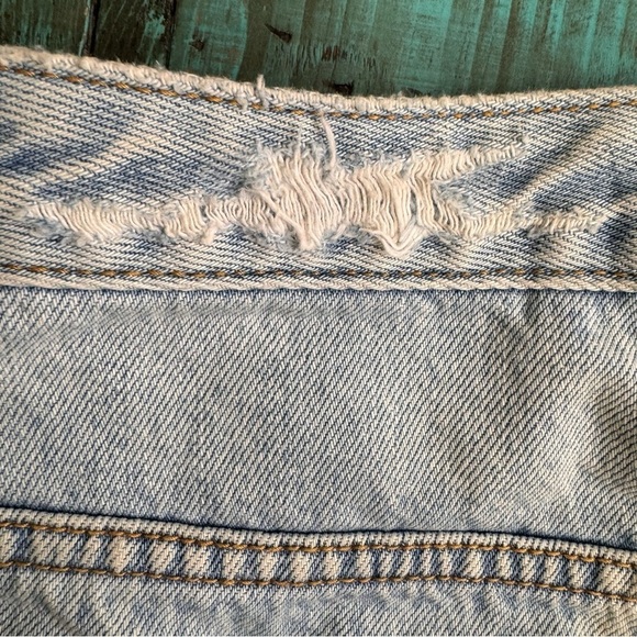 One Teaspoon High Waist Bonita Bleached Raw Hem Denim Jean Shorts Size 28 - Picture 8 of 14
